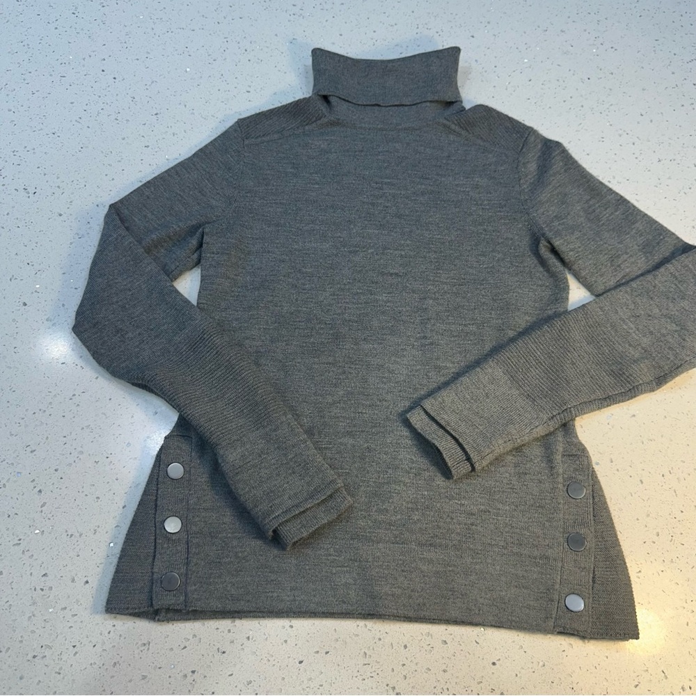 Athleta Wool Blend Turtleneck Sweater EUC Size XXS